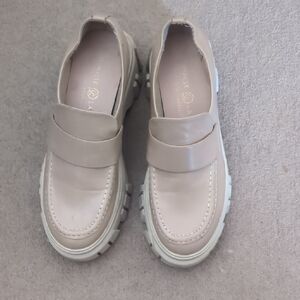 Chinese Laundry Beige Loafers with Chunky Soles